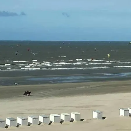 Dunenestje بيت للعطل *