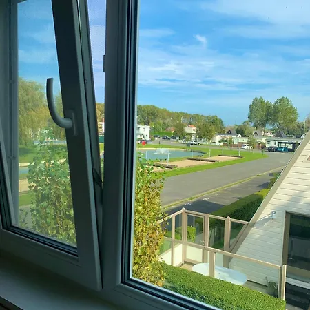 Dunenestje Vakantiehuis *